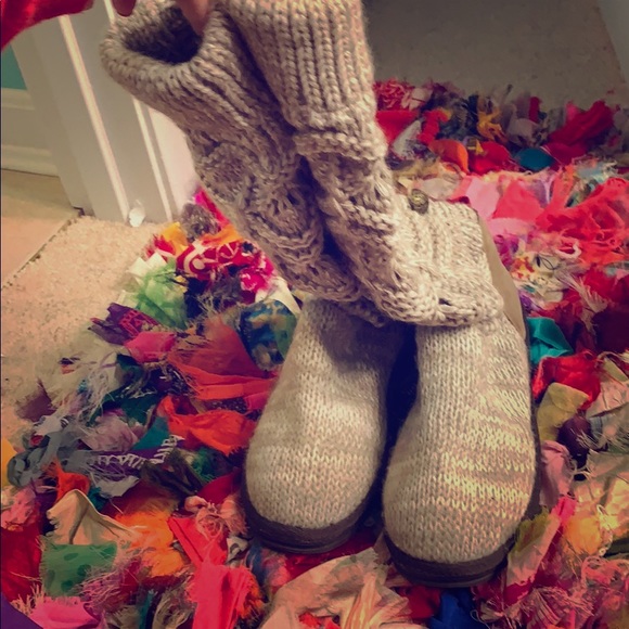 Muk Luks Shoes - MUK LUKS